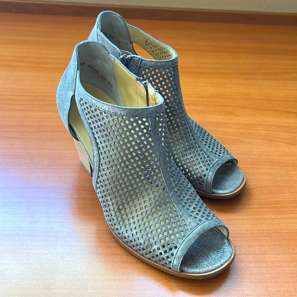 Paul Green Metallic Booties